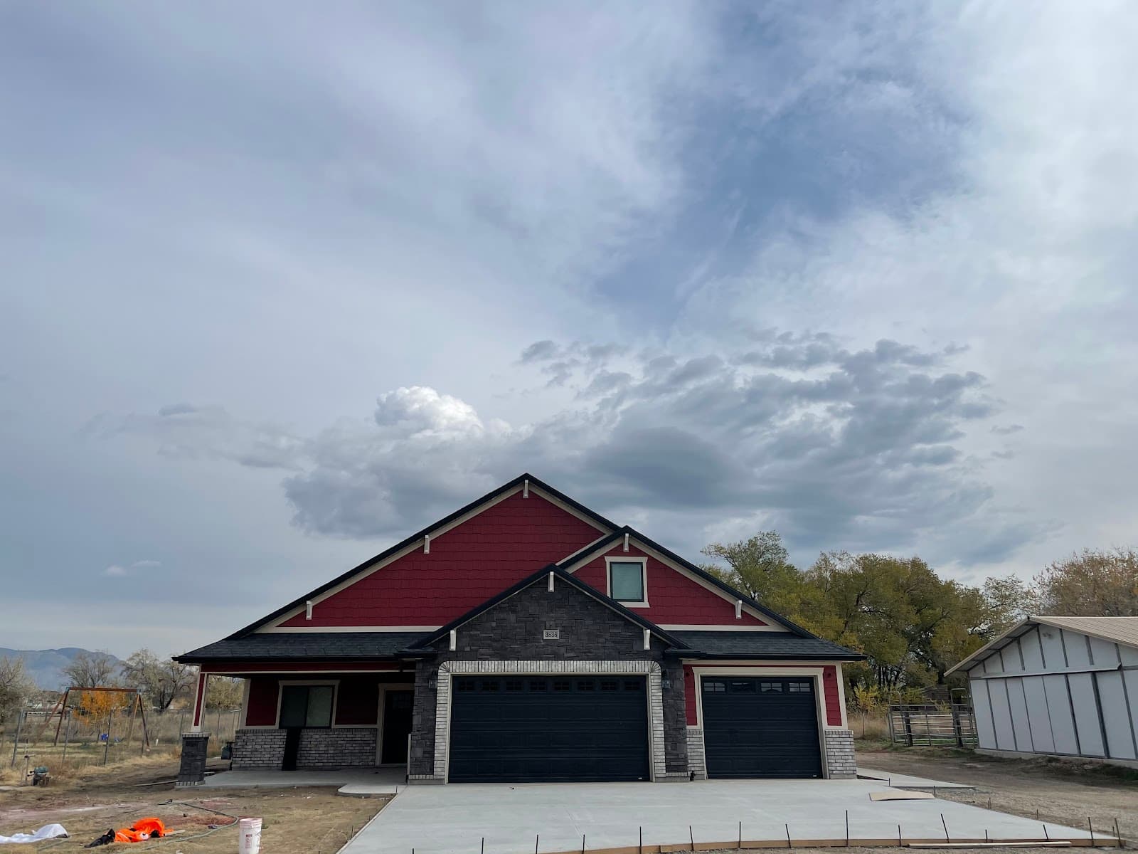 New detached garage under construction